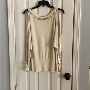 Boston proper embellished cold shoulder shirt med.